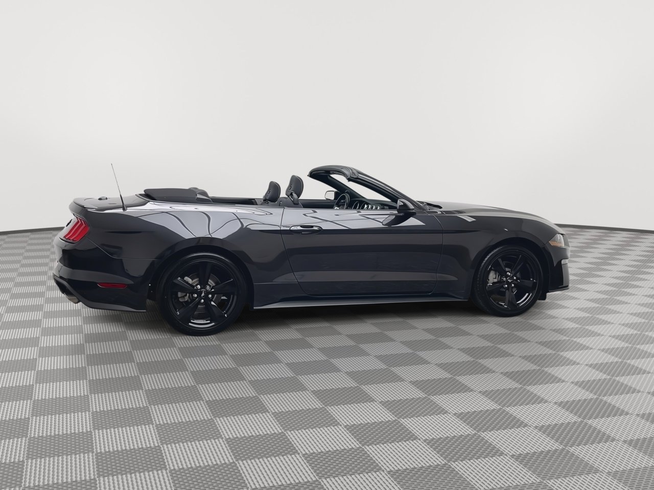 Certified 2023 Ford Mustang Convertible image 36