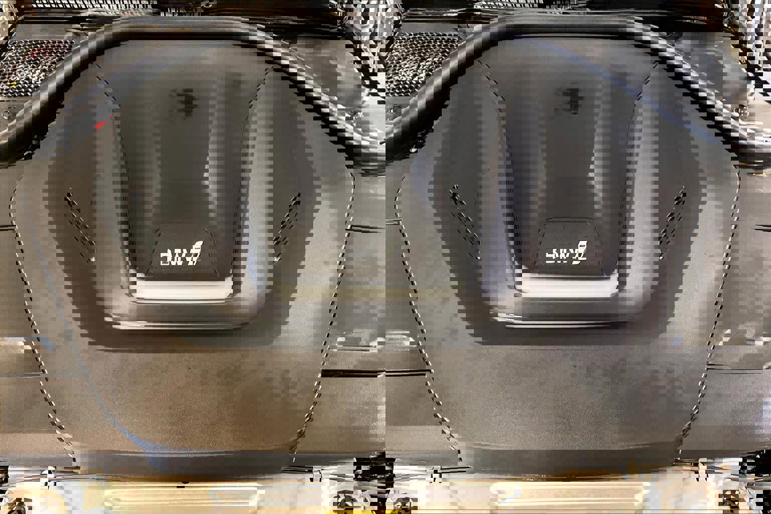 New 2025 BMW i4 eDrive40 w/ Driving Assistance Package image 29