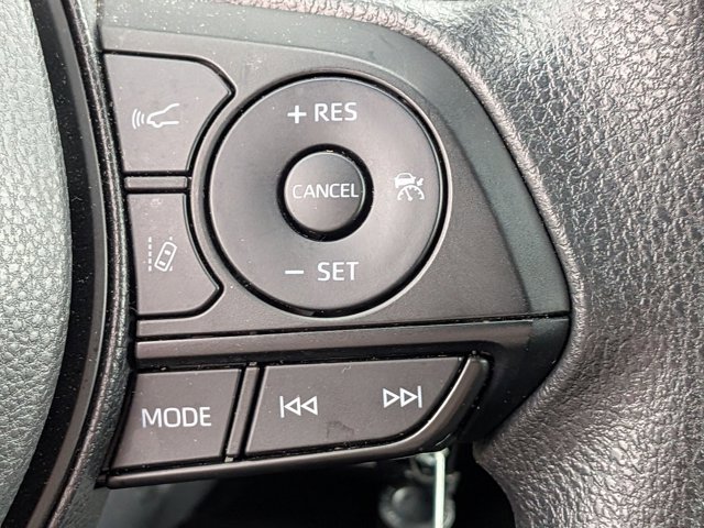 Used 2025 Toyota RAV4 LE image 10