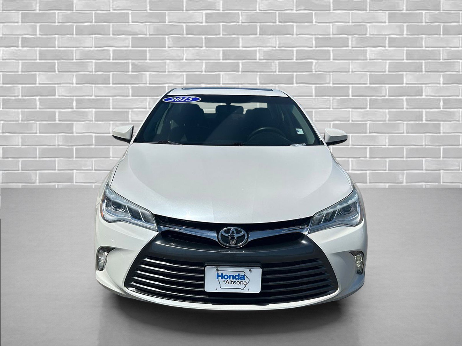 Used 2015 Toyota Camry XLE FWD image 8