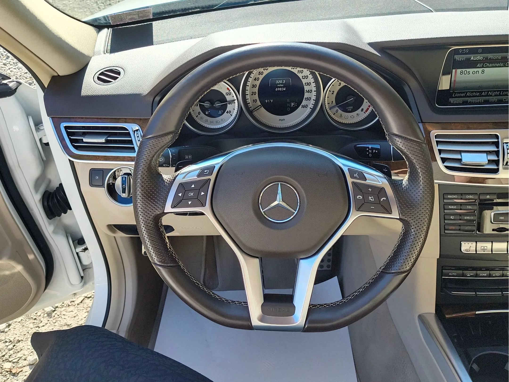 Used 2015 Mercedes-Benz E 350 4MATIC Sedan image 34