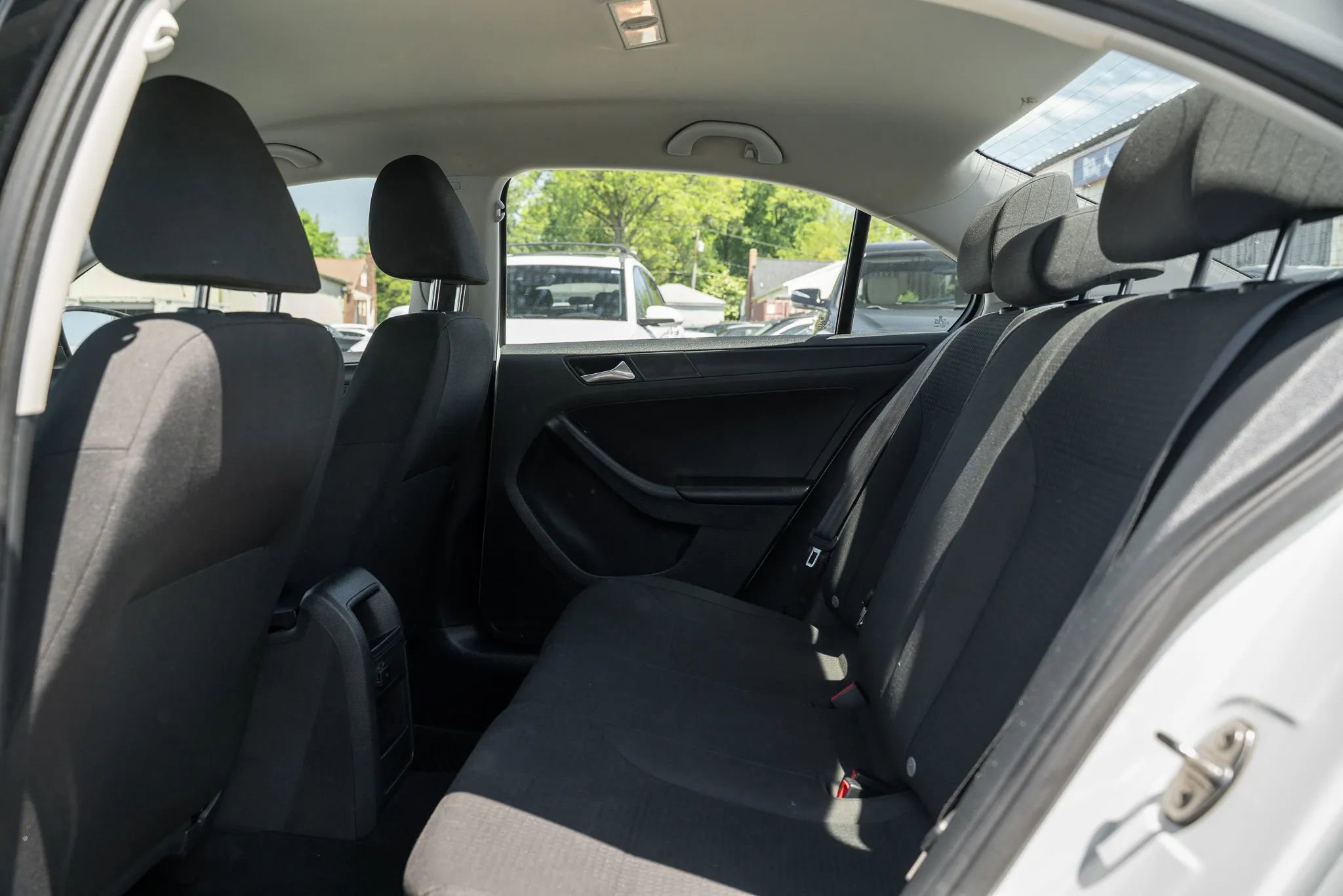 Used 2016 Volkswagen Jetta S FWD image 8