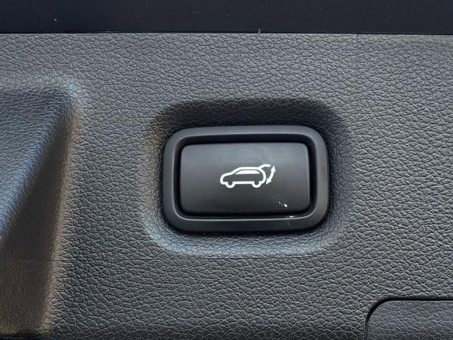 Used 2023 Hyundai Santa Fe SEL AWD/4WD image 31