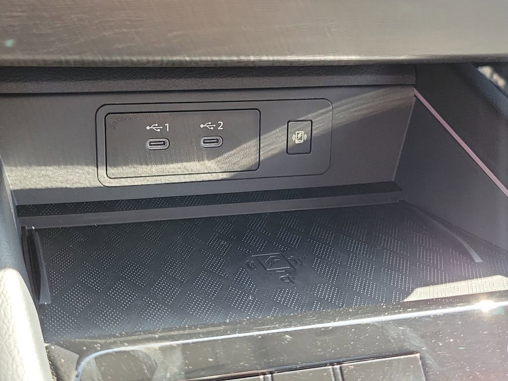 Used 2025 Nissan Murano Platinum w/ Cargo Package AWD/4WD image 14