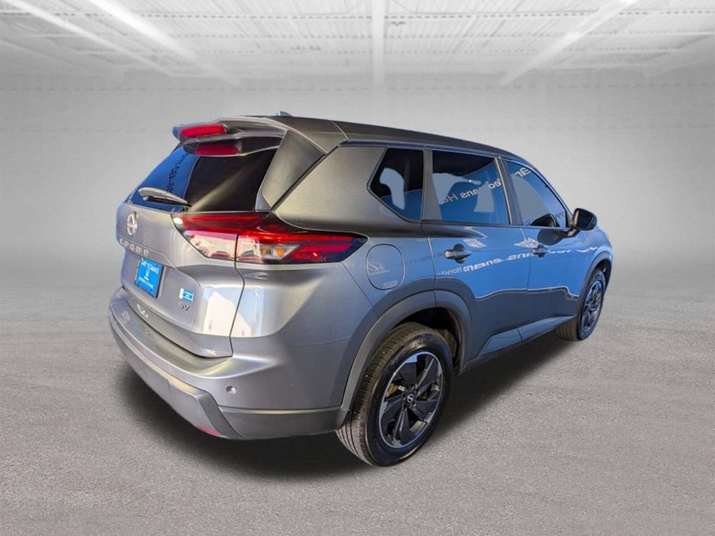 Used 2024 Nissan Rogue SV FWD image 5