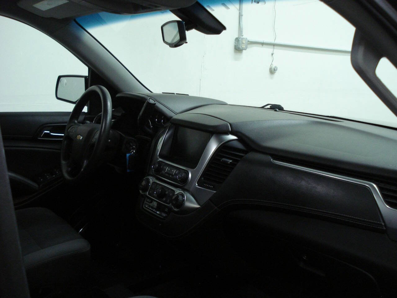 Used 2018 Chevrolet Tahoe LS w/ Max Trailering Package image 38