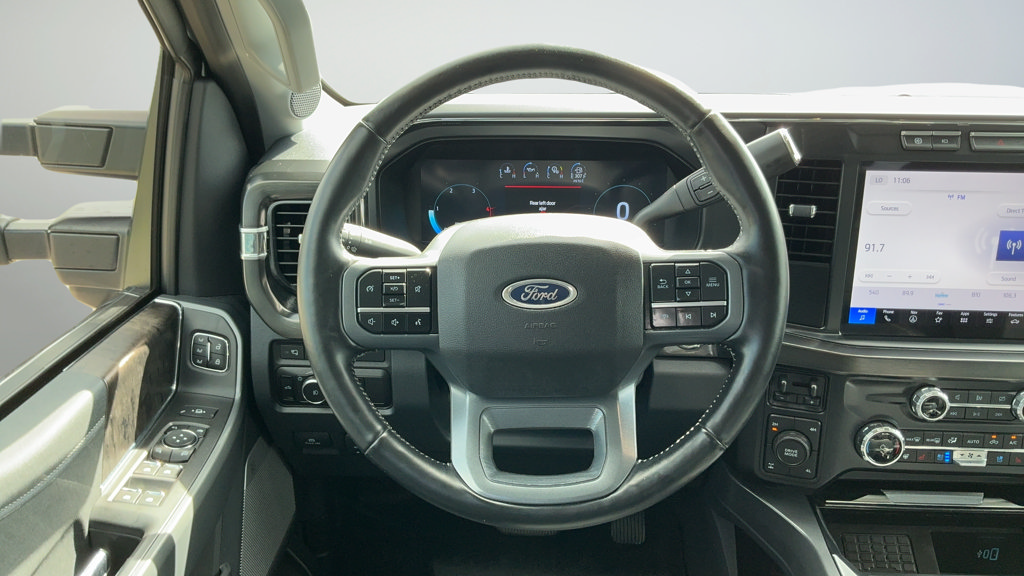 Used 2024 Ford F250 Lariat w/ Chrome Package AWD/4WD image 9