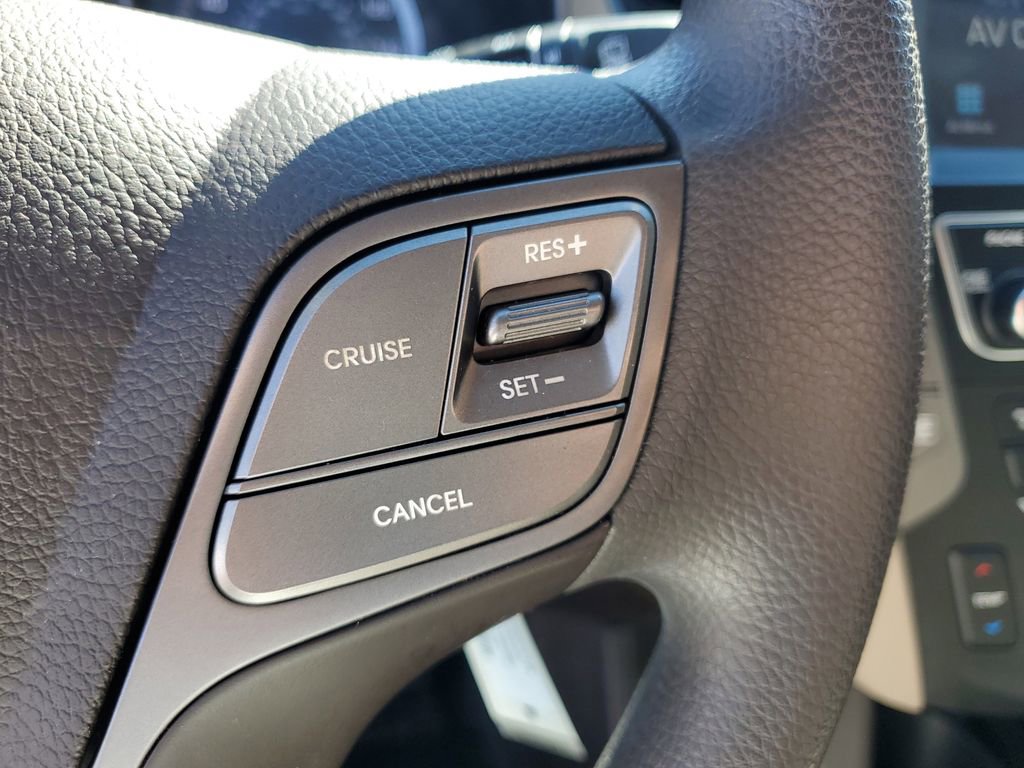 Used 2017 Hyundai Santa Fe Sport image 31