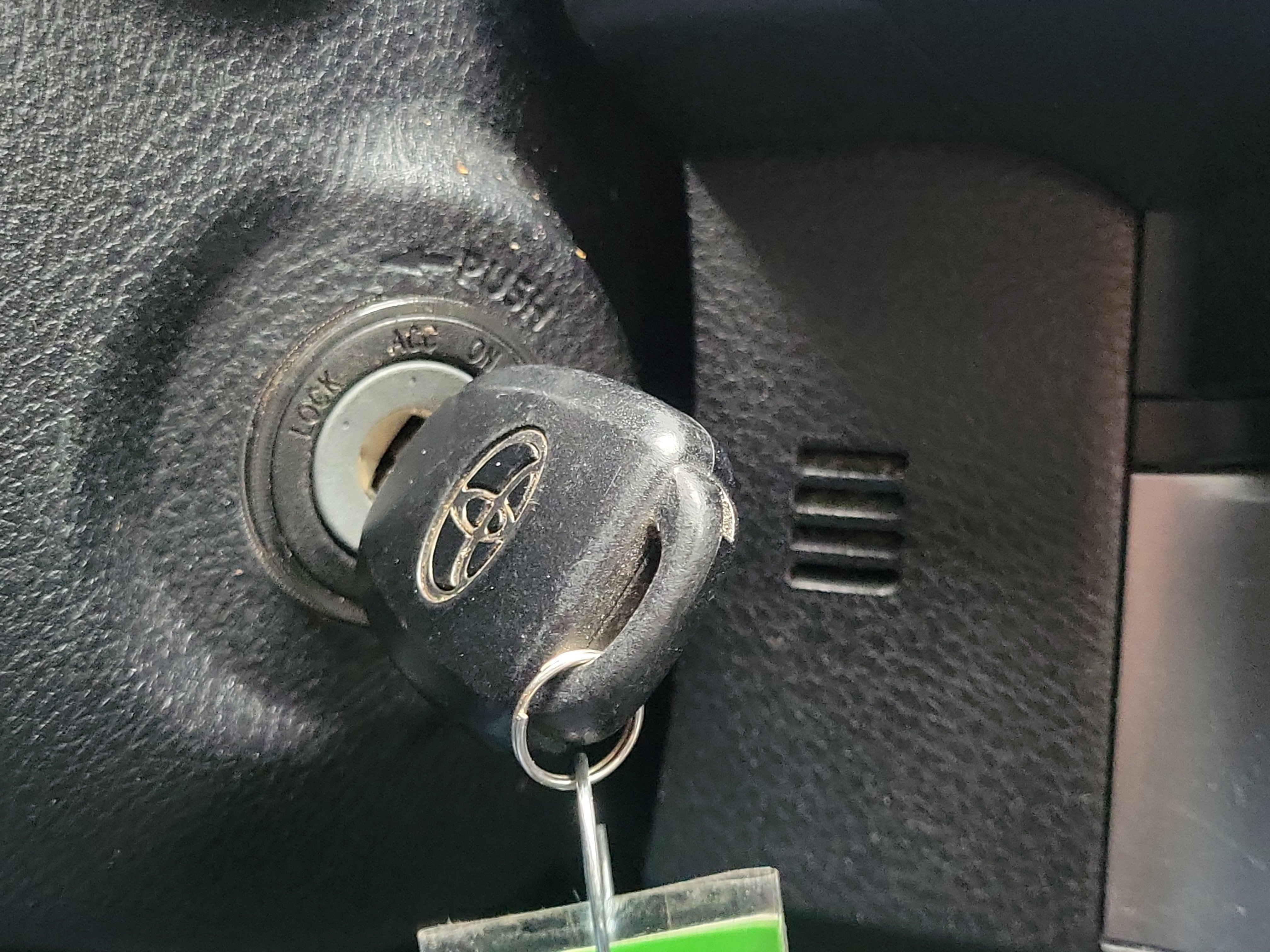 Used 2022 Toyota Tacoma SR AWD/4WD image 28