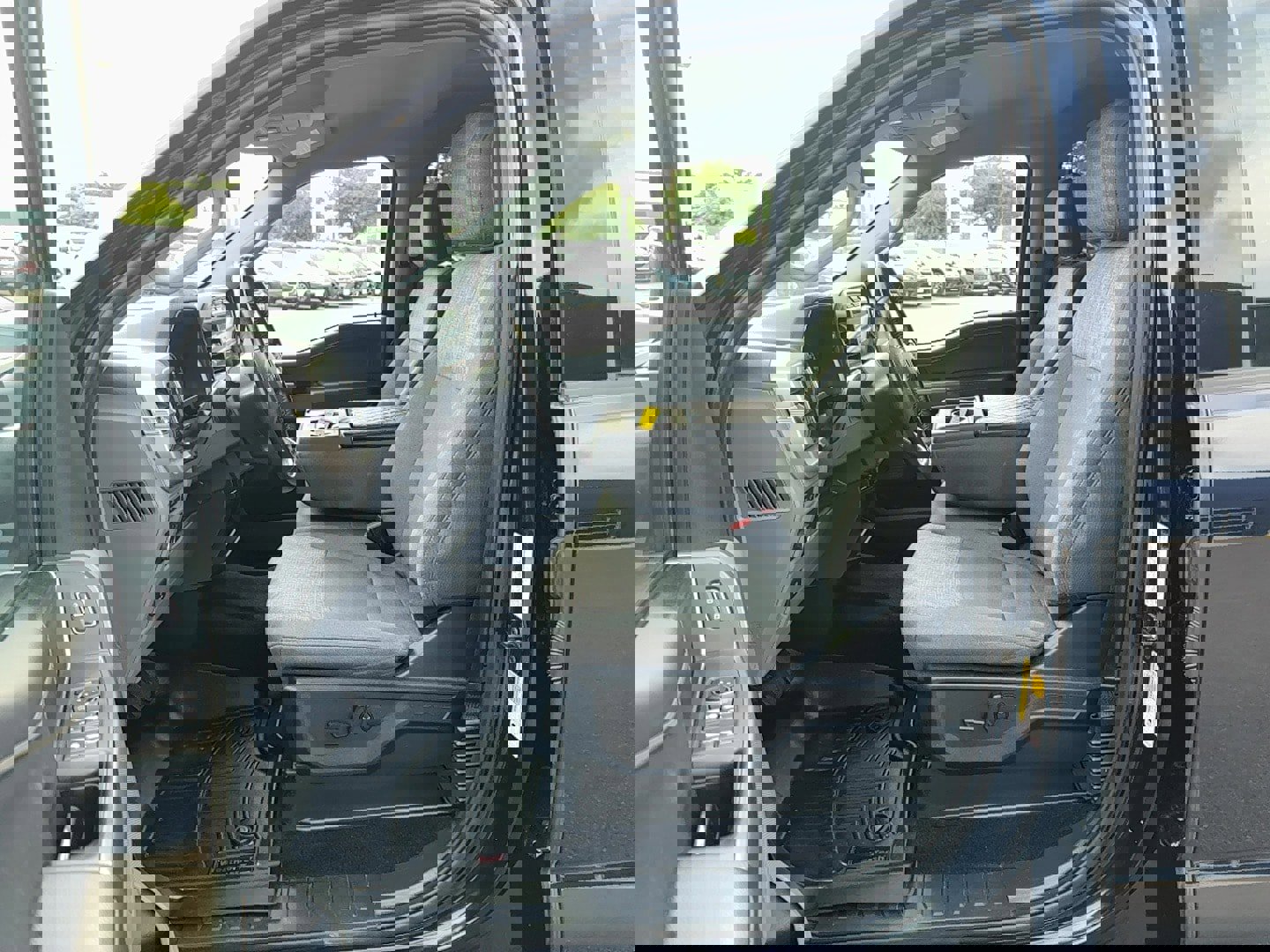 Used 2021 Ford F150 XLT w/ Equipment Group 302A High image 15