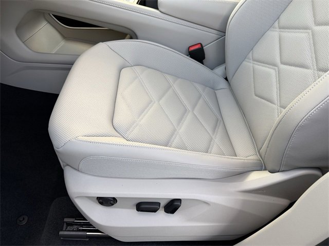 New 2026 Volkswagen Atlas SE image 7