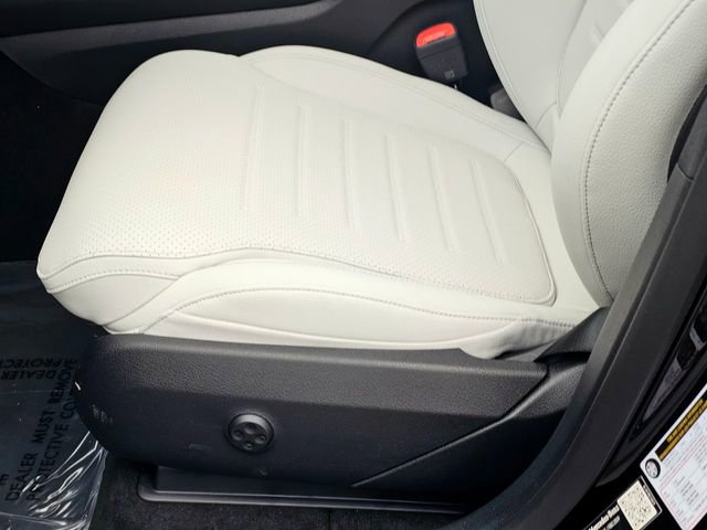 New 2026 Mercedes-Benz GLC 300 4MATIC image 17