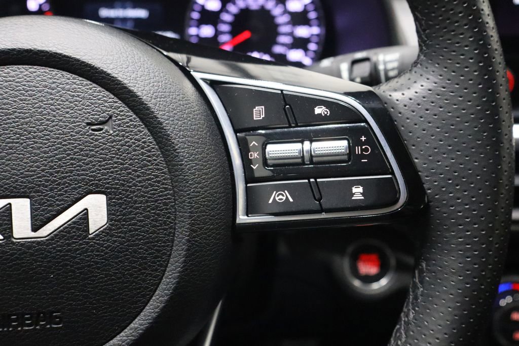 Used 2023 Kia Forte GT-Line w/ GT-Line Premium Package image 25