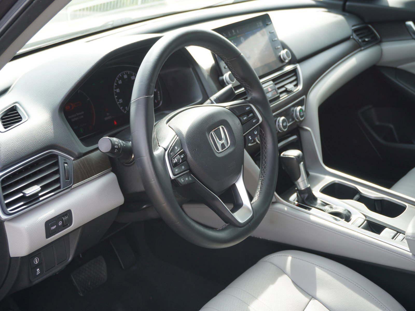 Used 2020 Honda Accord EX-L image 18