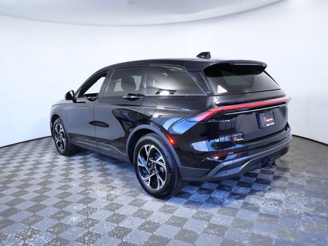 Used 2025 Lincoln Nautilus Premier w/ Equipment Group 102A image 6