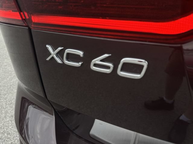 New 2026 Volvo XC60 B5 Plus w/ Protection Package Premier AWD/4WD image 32