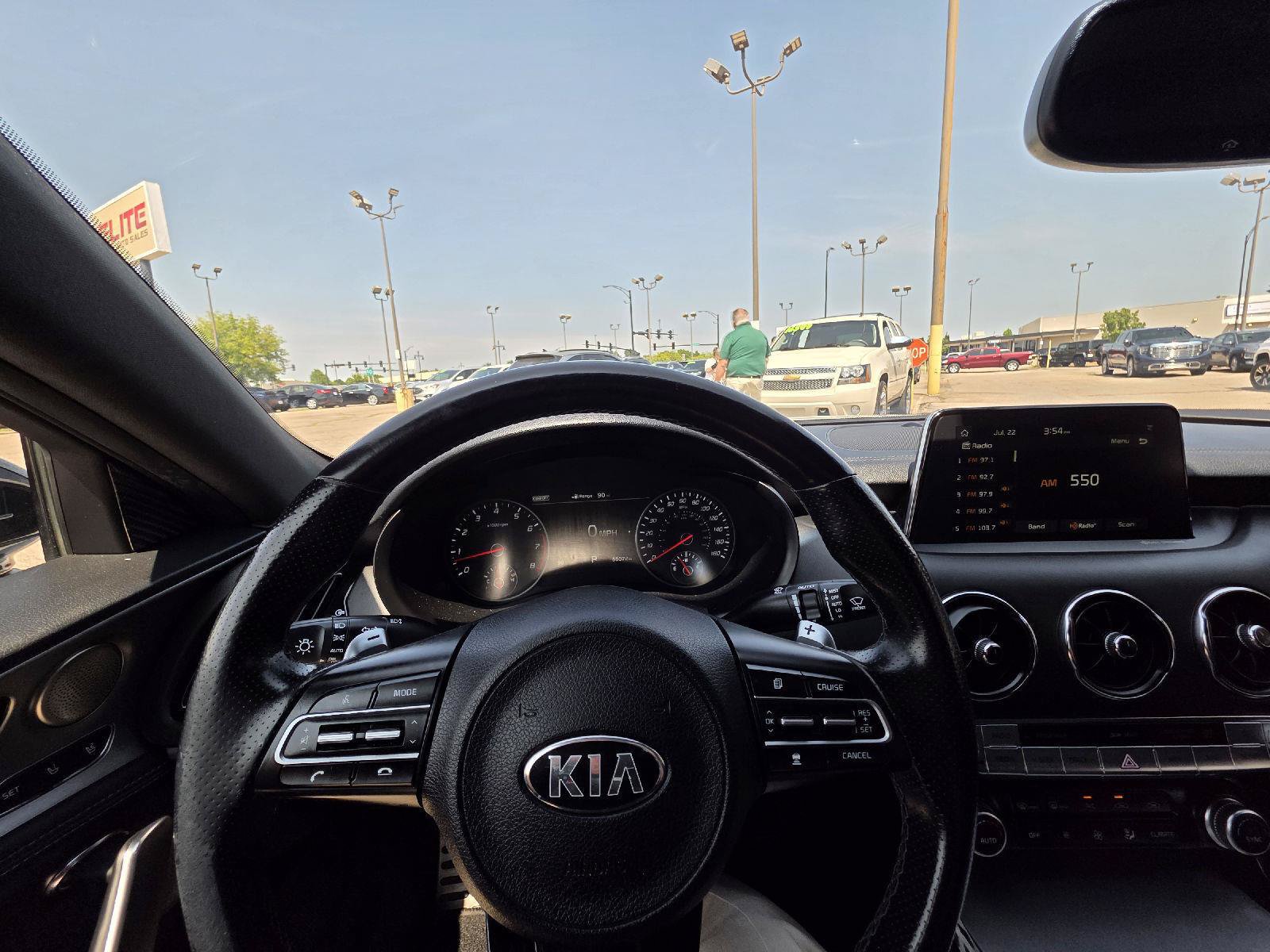 Used 2021 Kia Stinger GT2 RWD image 28