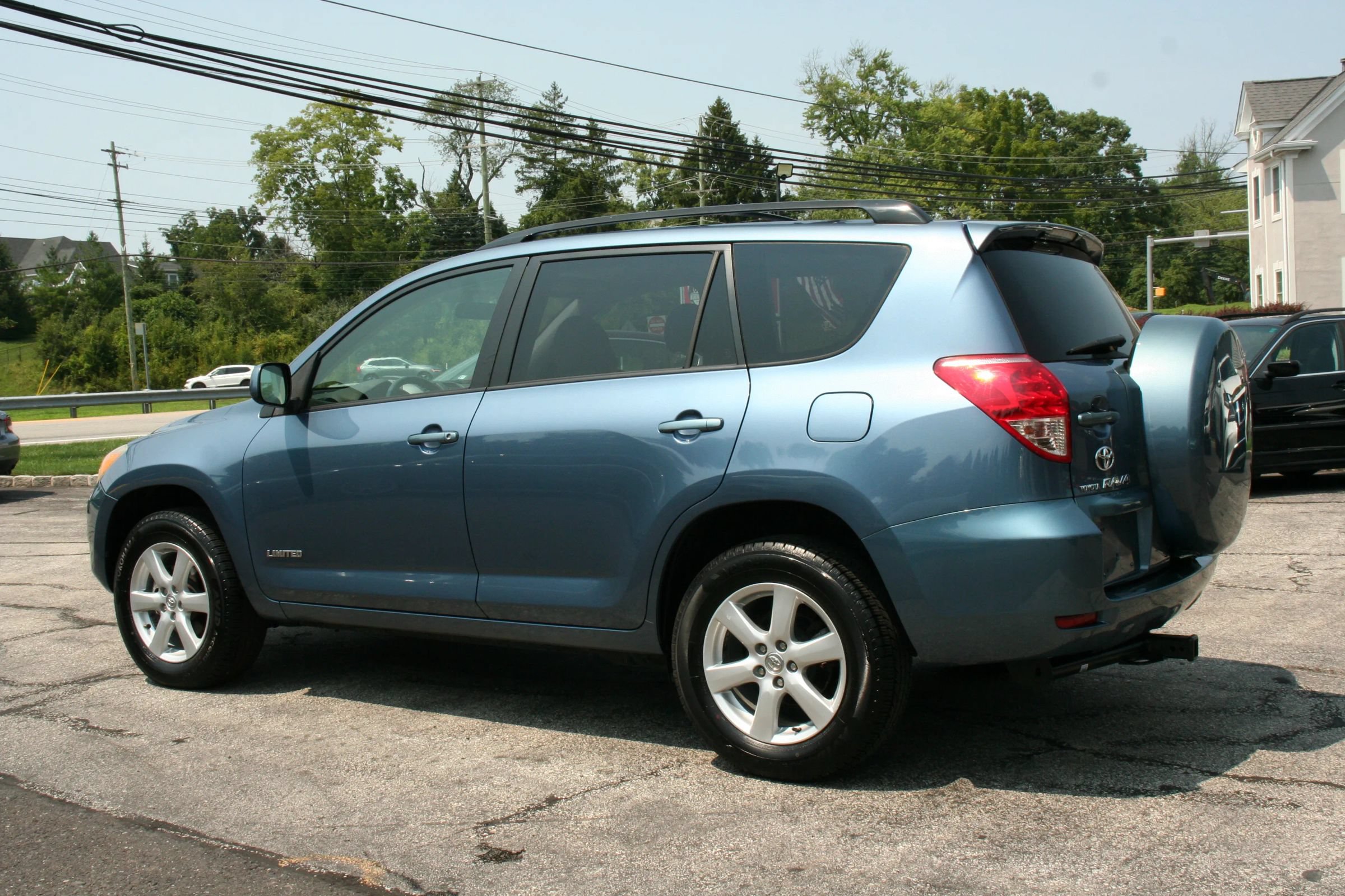 Used 2006 Toyota RAV4 Limited AWD/4WD image 9