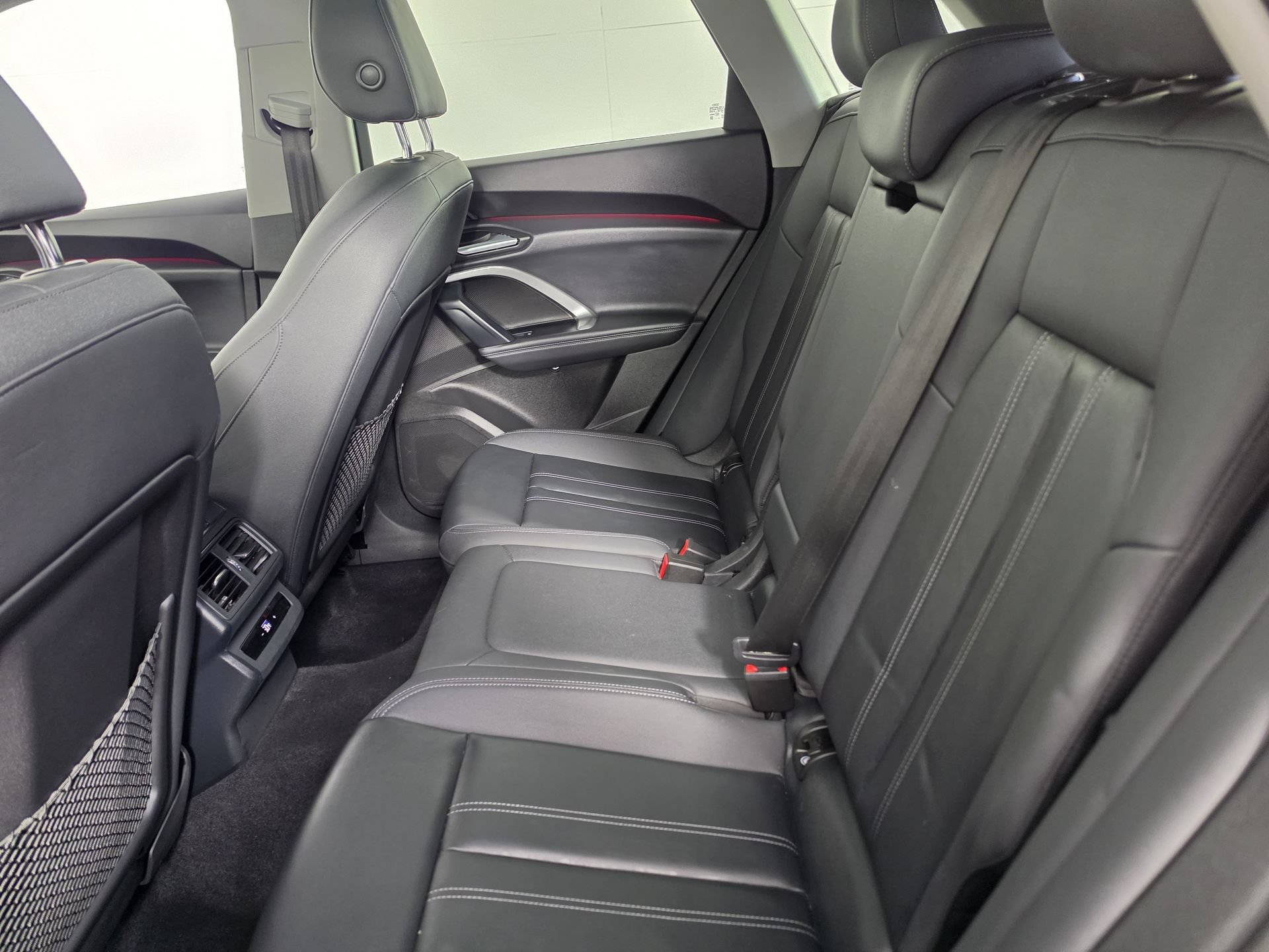 Used 2025 Audi Q5 Premium w/ Convenience Package AWD/4WD image 24