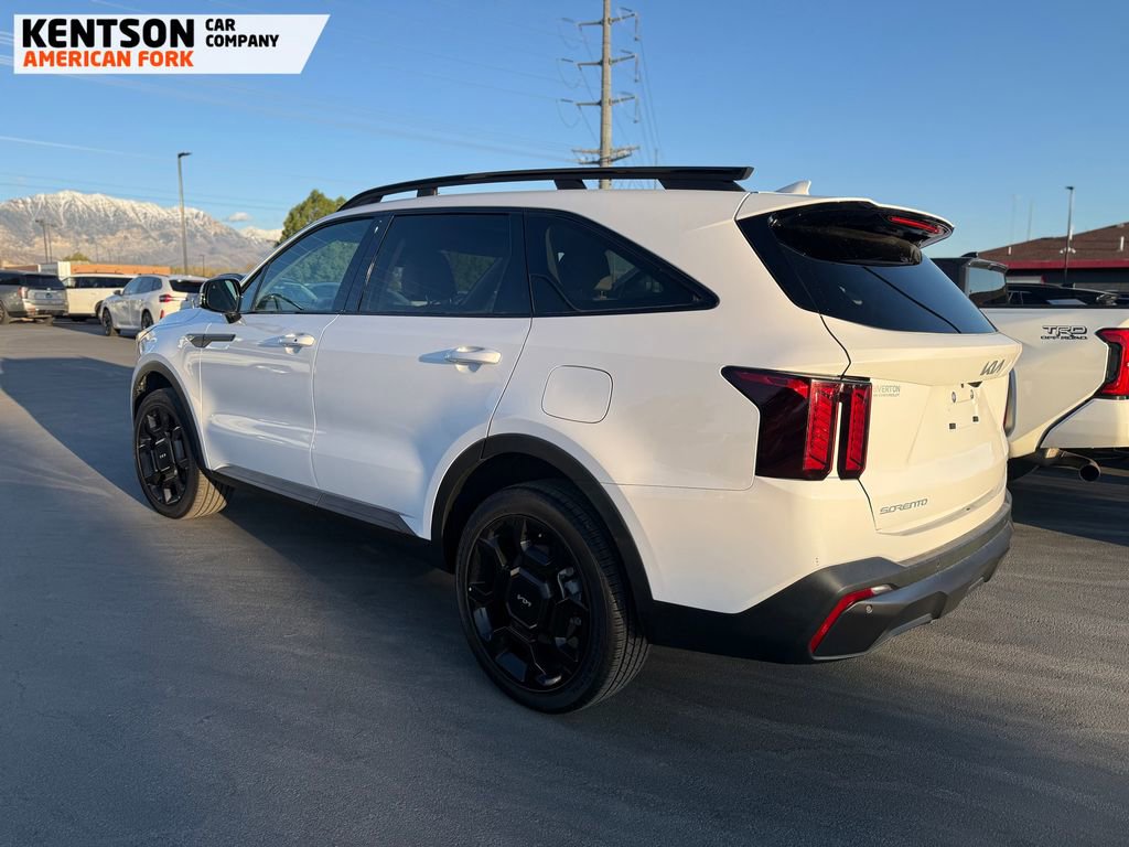 Used 2024 Kia Sorento X-Line EX image 2