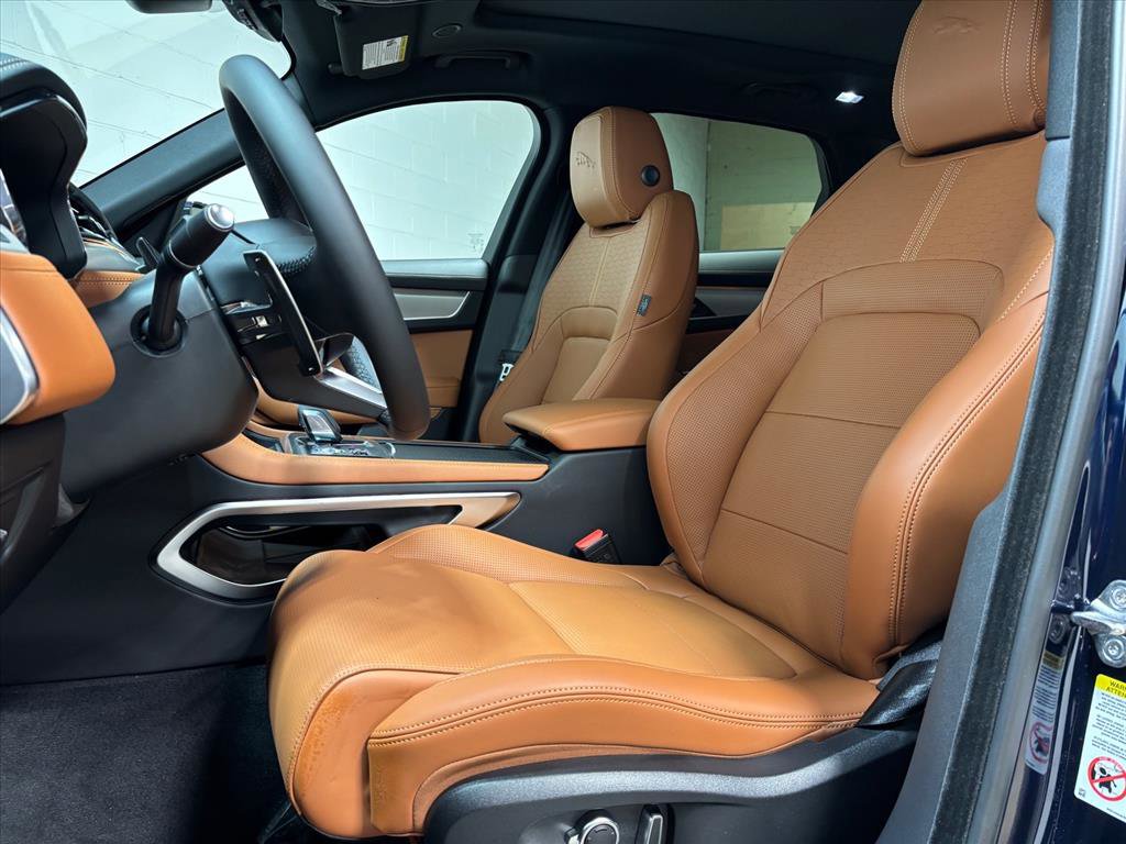 New 2026 Jaguar F-PACE R-Dynamic S image 23