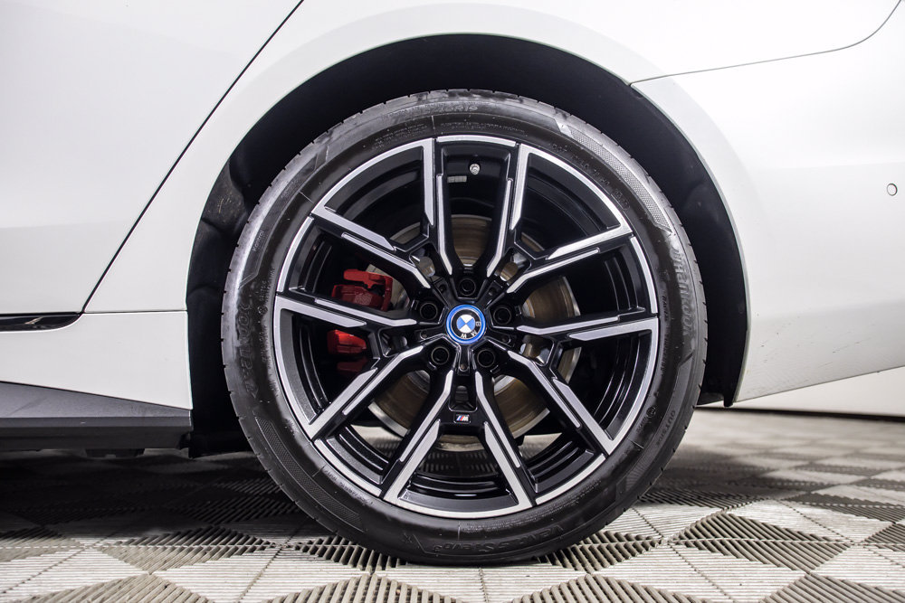 Used 2024 BMW i4 eDrive40 w/ M Sport Package RWD image 42