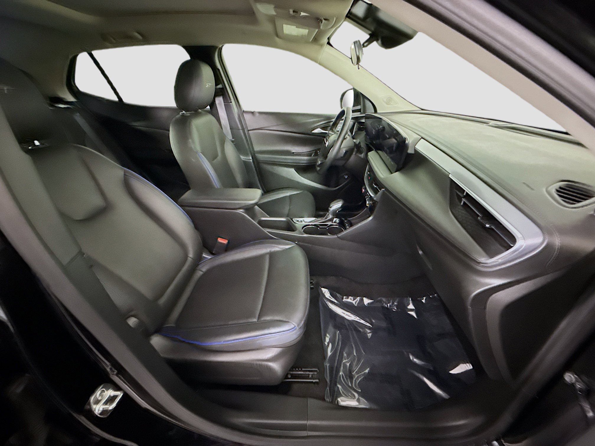 Used 2026 Buick Encore GX Sport Touring w/ Comfort Package image 29