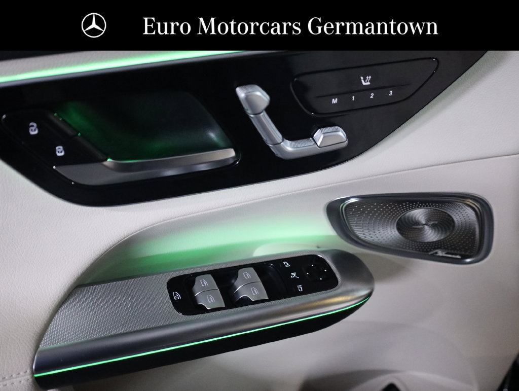 Used 2026 Mercedes-Benz GLC 300 4MATIC image 10
