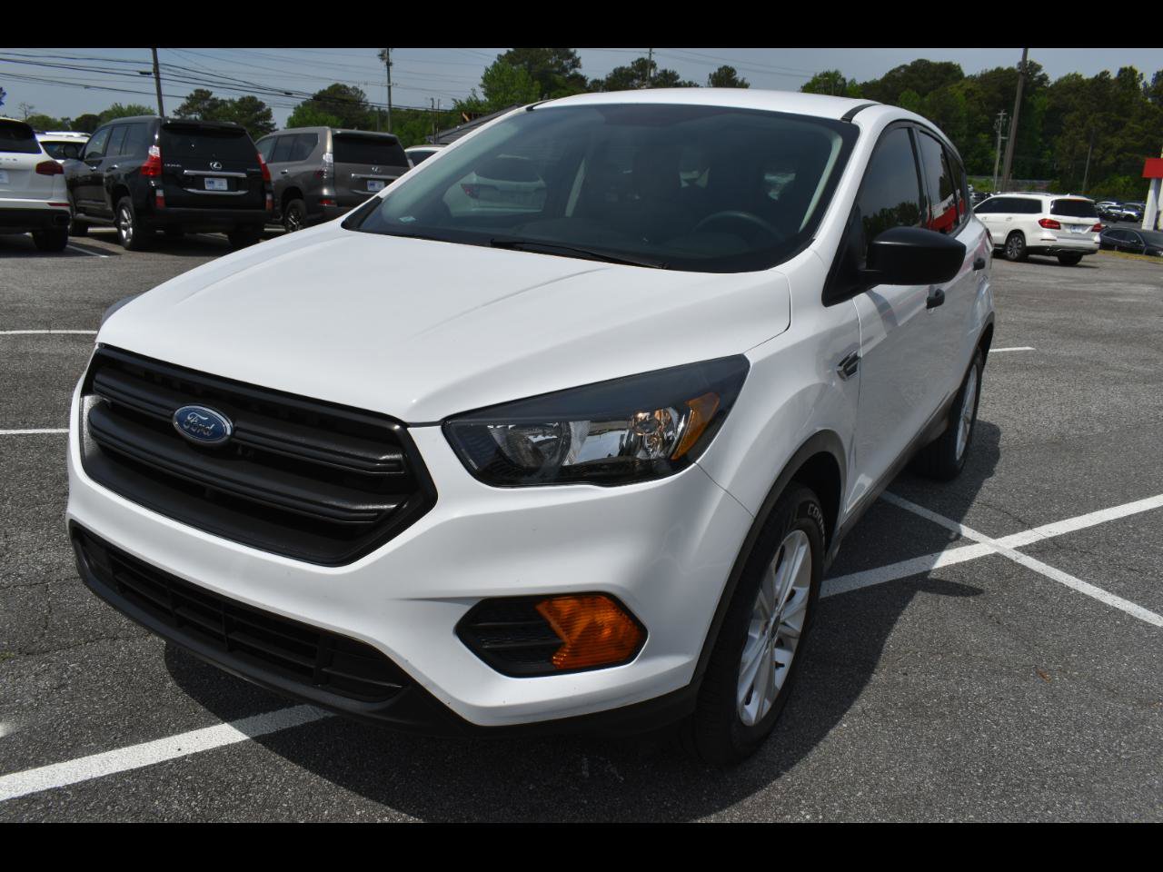 Used 2019 Ford Escape S FWD image 1