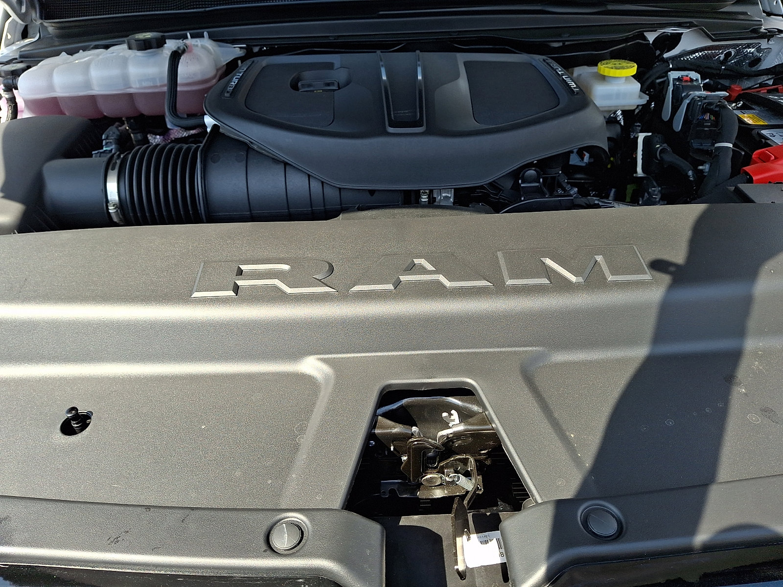 Used 2026 RAM 1500 Laramie w/ Night Edition image 28