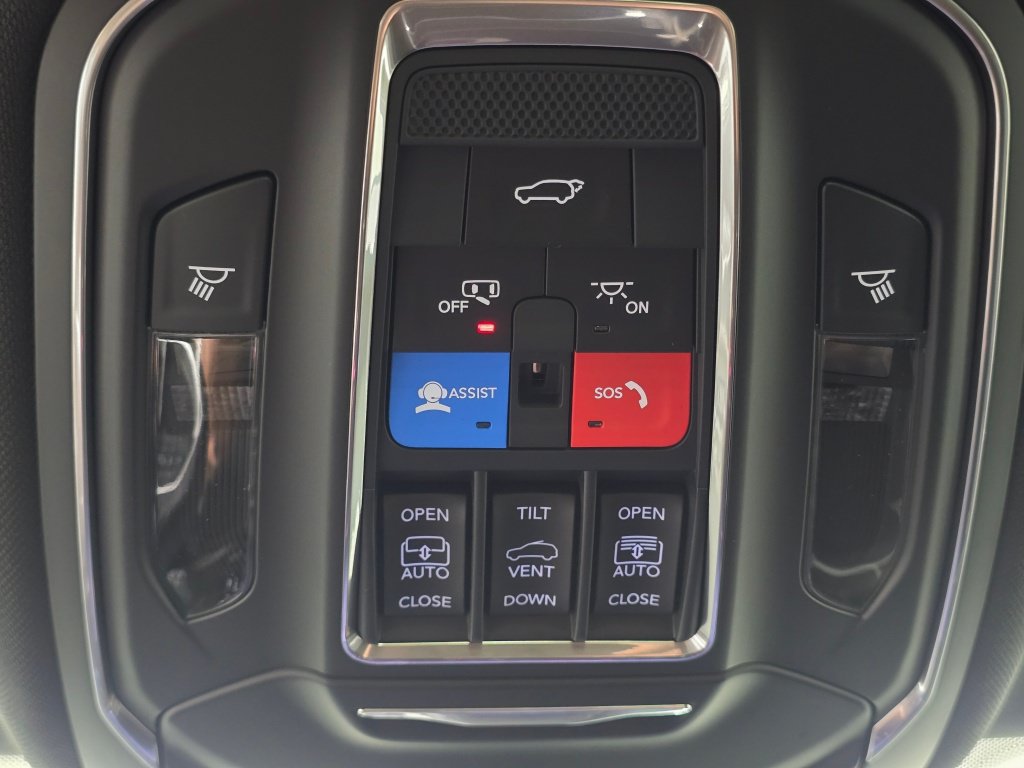 New 2026 Jeep Grand Cherokee Limited AWD/4WD image 35