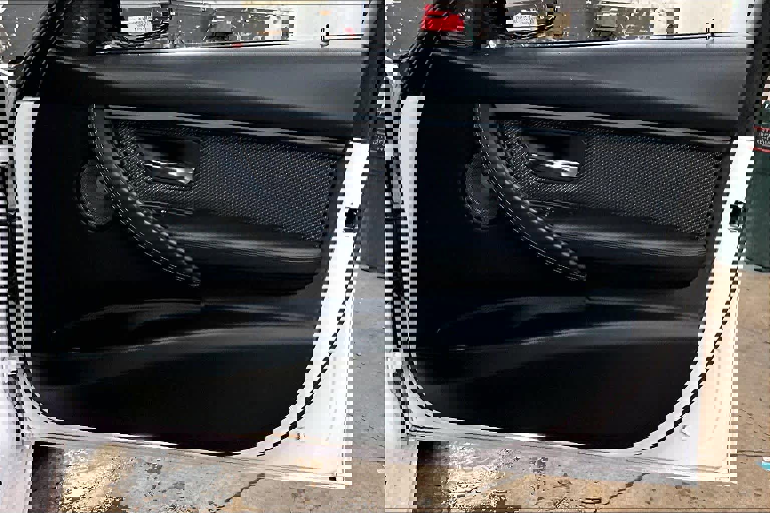 Used 2018 BMW M3 image 25