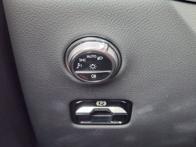 Used 2024 Mercedes-Benz GLC 300 4MATIC image 20