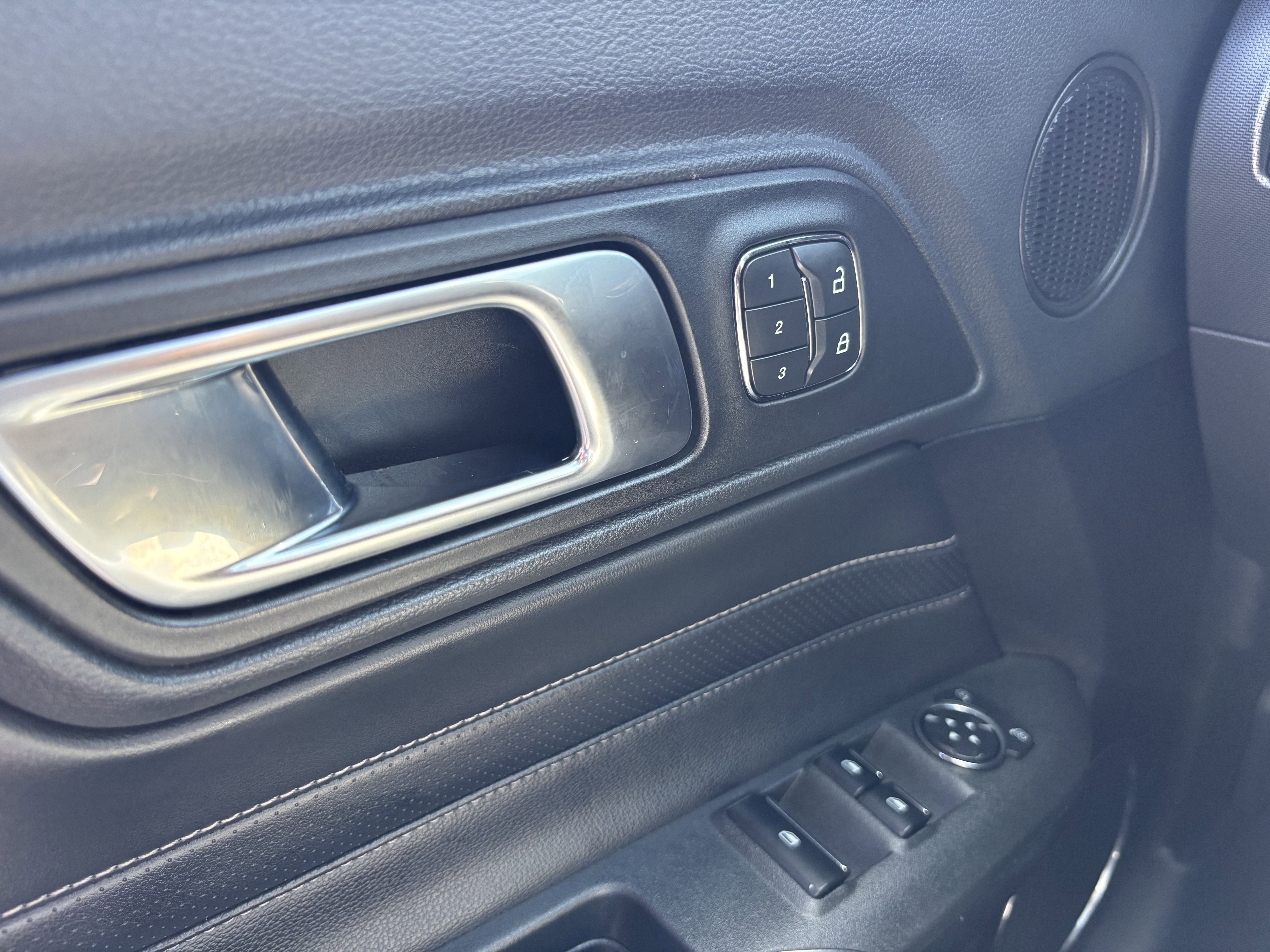 Used 2019 Ford Mustang GT Premium w/ Equipment Group 401A RWD image 21
