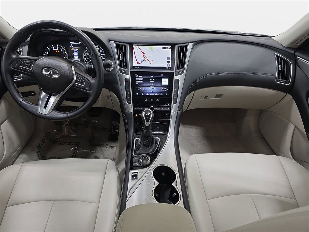 Used 2020 INFINITI Q50 Luxe w/ Essential Package (3.0T Luxe) image 10