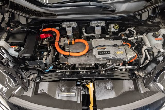Used 2023 Nissan Ariya FWD image 3