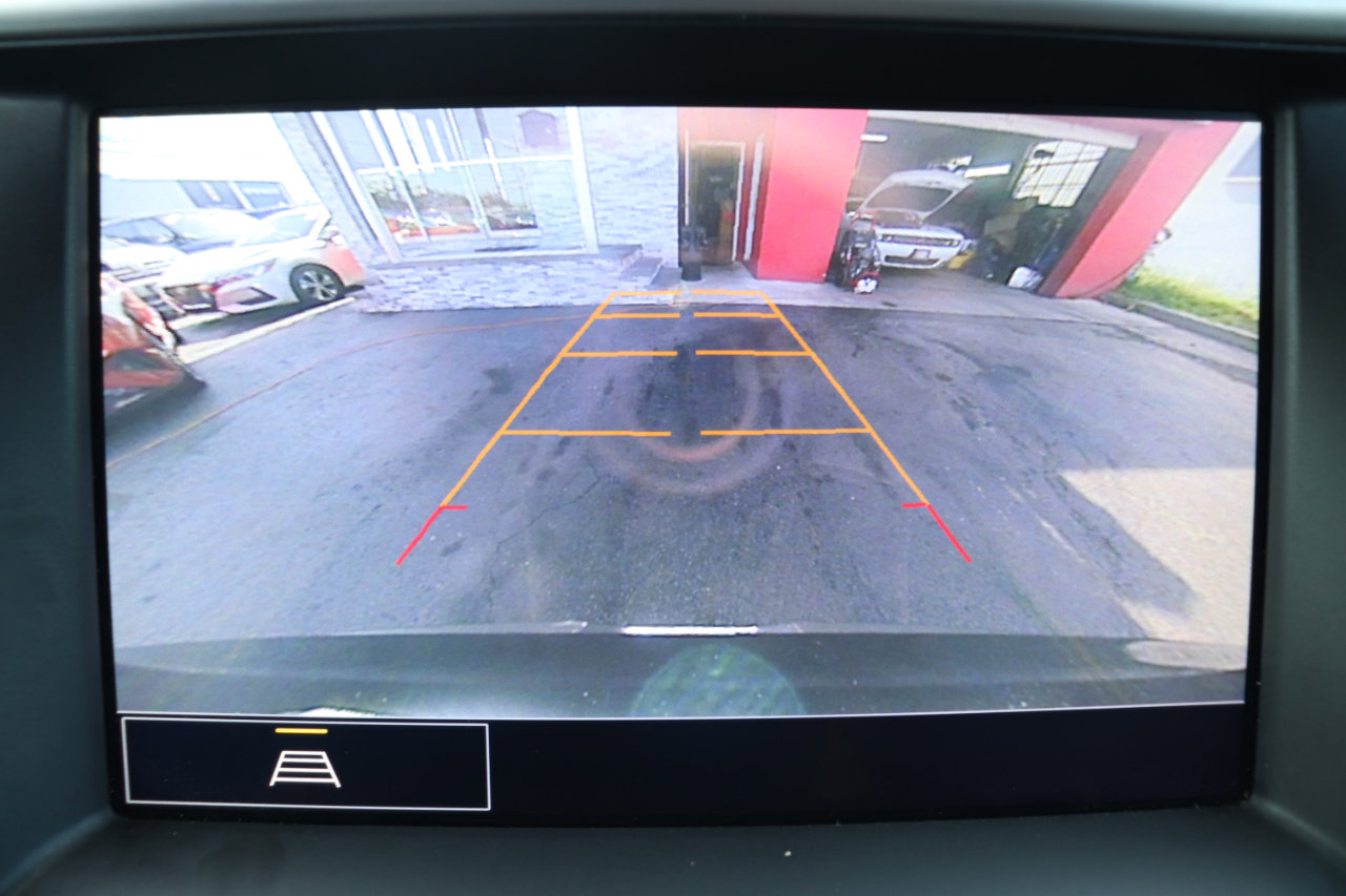 Used 2023 GMC Acadia SLT image 33
