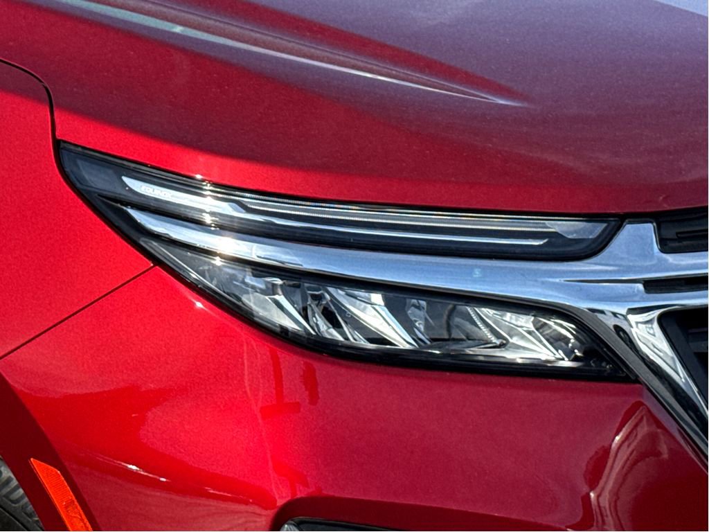 Used 2024 Chevrolet Equinox LT w/ LPO, Floor Liner Package image 5