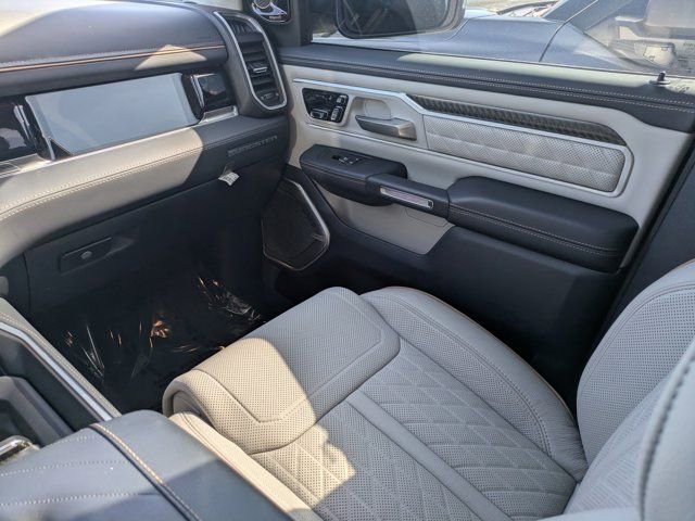 Used 2025 RAM 1500 Tungsten AWD/4WD image 14