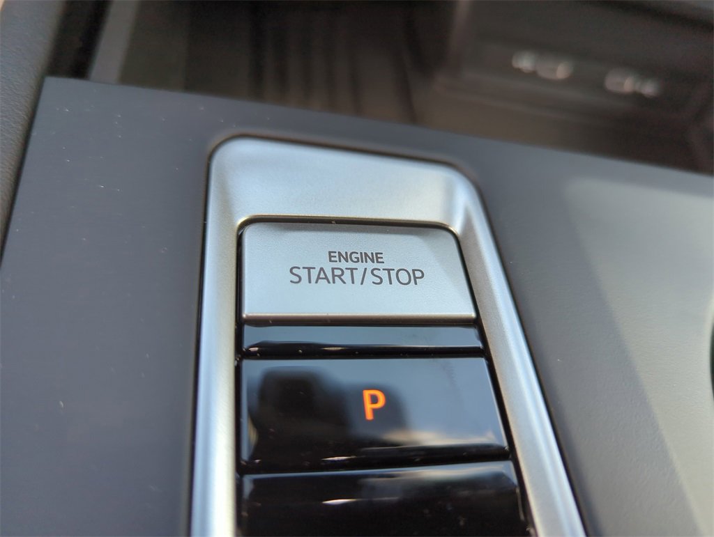 New 2026 Volkswagen Atlas Cross Sport SE image 44