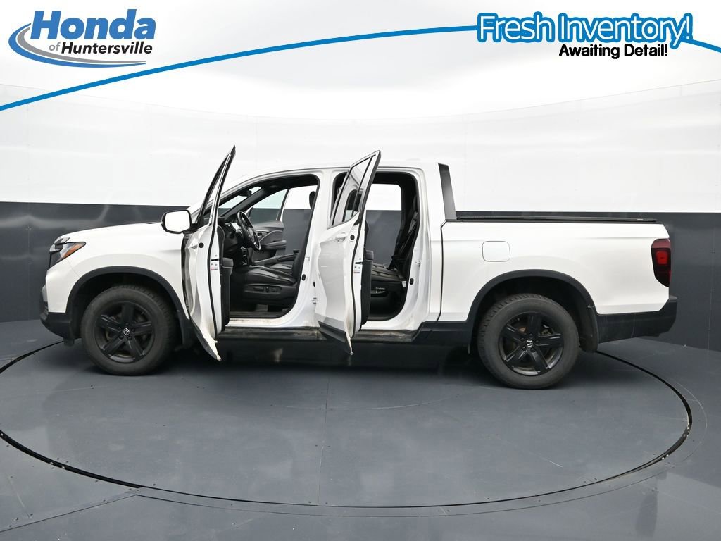 Used 2023 Honda Ridgeline Black Edition image 40
