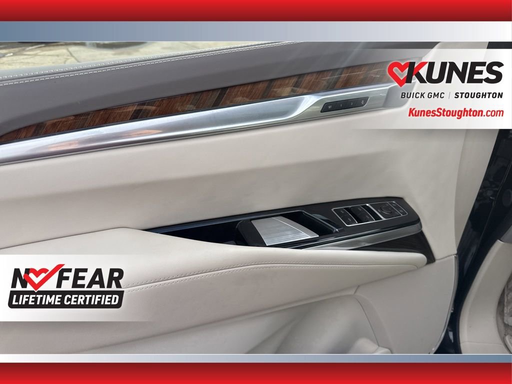 Used 2025 Cadillac Escalade Sport Platinum image 18