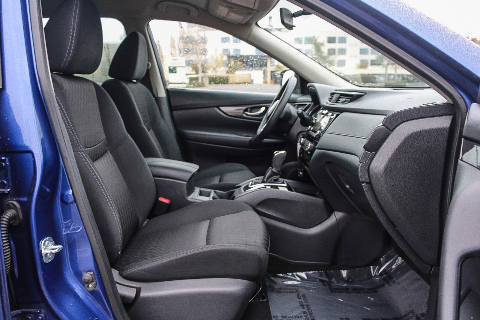 Used 2017 Nissan Rogue S image 16