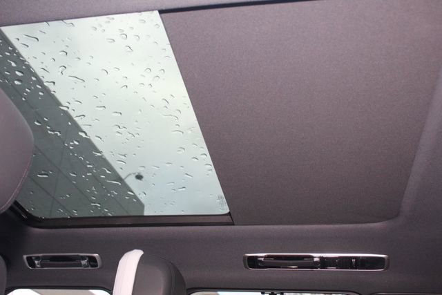 Used 2025 Land Rover Range Rover Sport Dynamic SE image 23