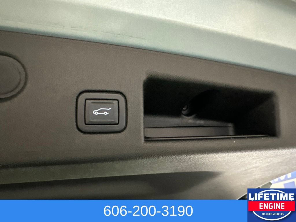 Used 2022 Chevrolet Equinox LT FWD image 20