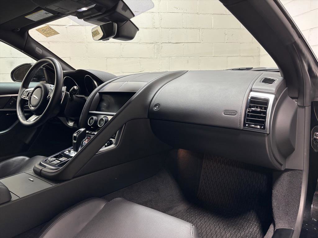 Used 2020 Jaguar F-TYPE Coupe image 26