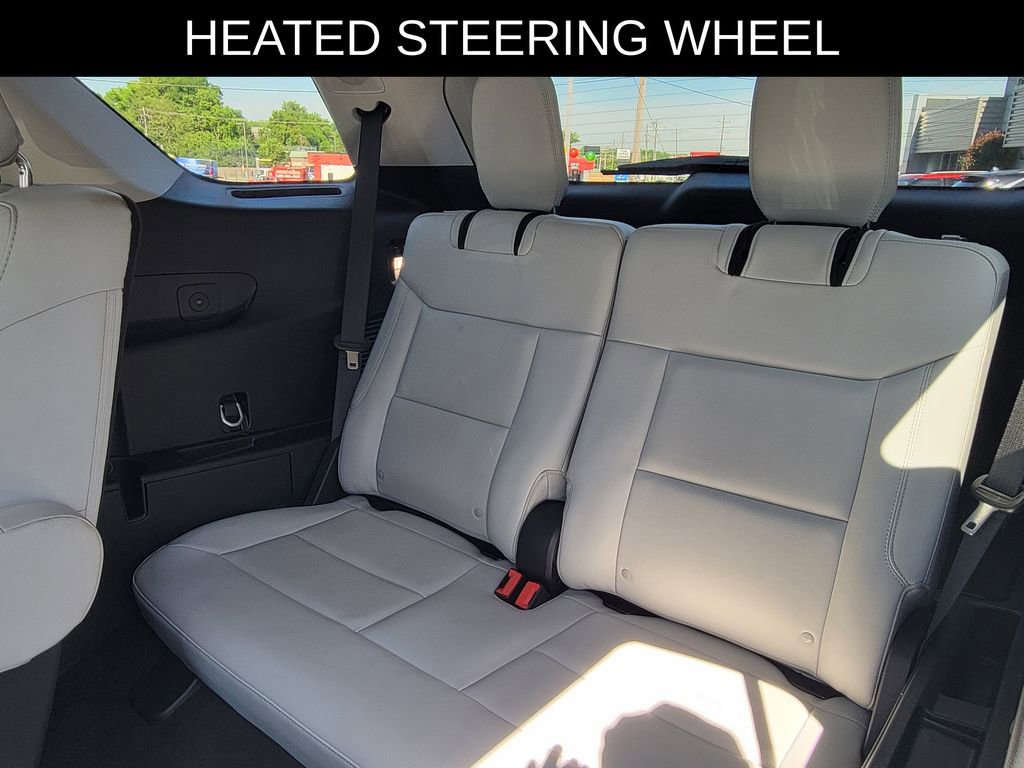 Used 2025 Ford Explorer Platinum w/ LUX Leather Package AWD/4WD image 14