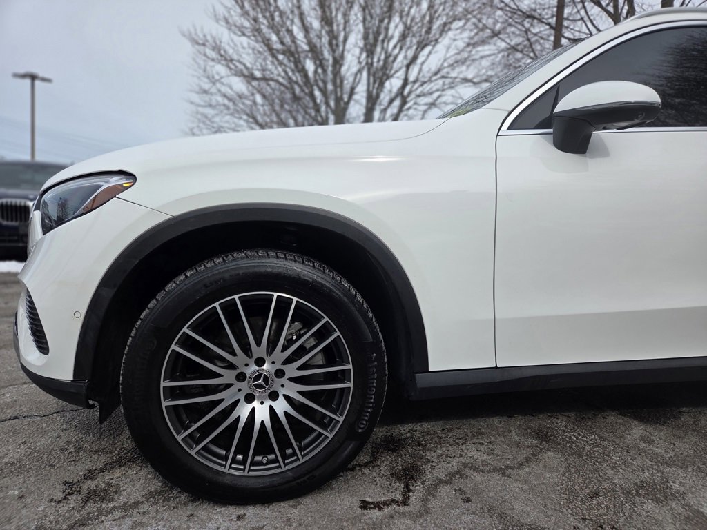 Used 2023 Mercedes-Benz GLC 300 4MATIC image 10