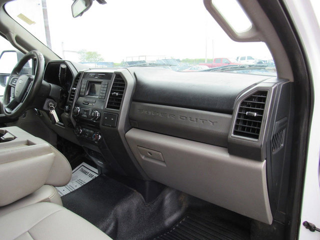 Used 2018 Ford F250 XL w/ Power Equipment Group RWD image 14