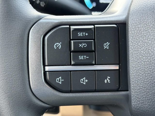 New 2026 Ford F250 Lariat w/ Black Appearance Package image 29